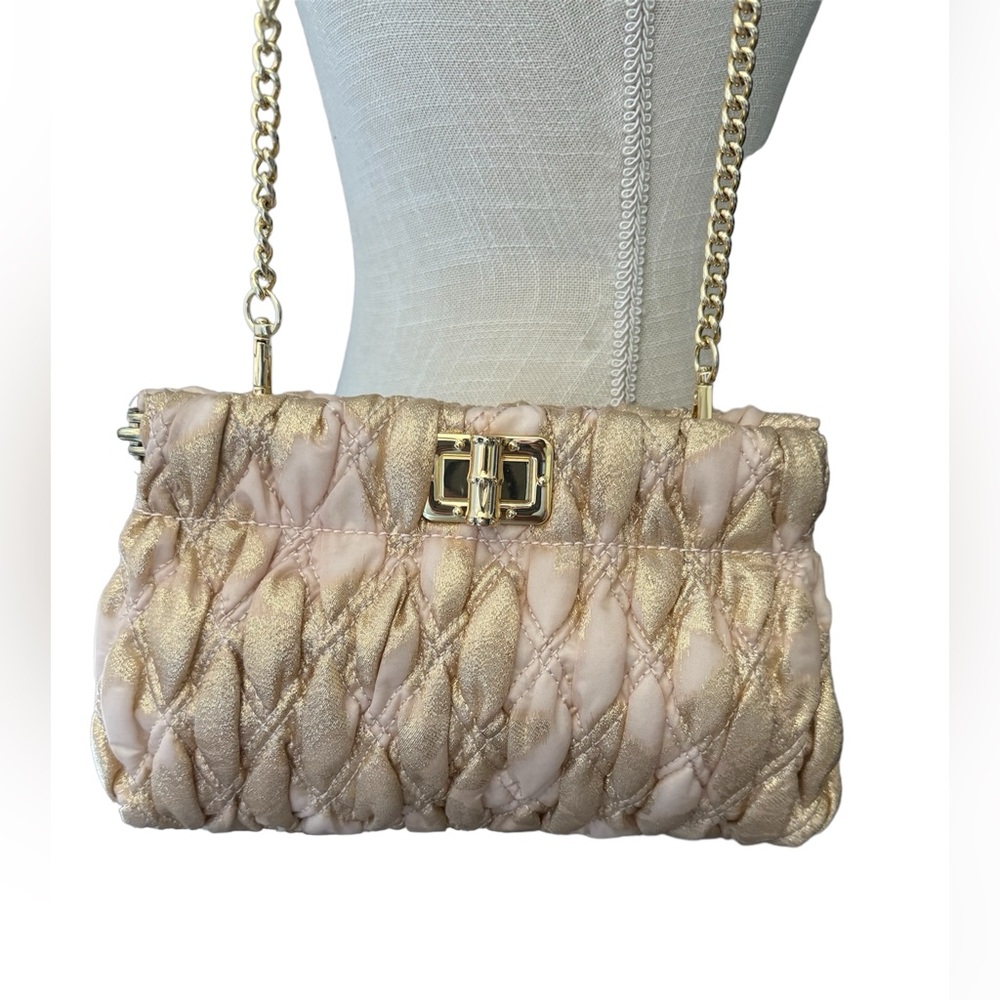 Chancey Quilted Cluth by Lilly Pulitzer